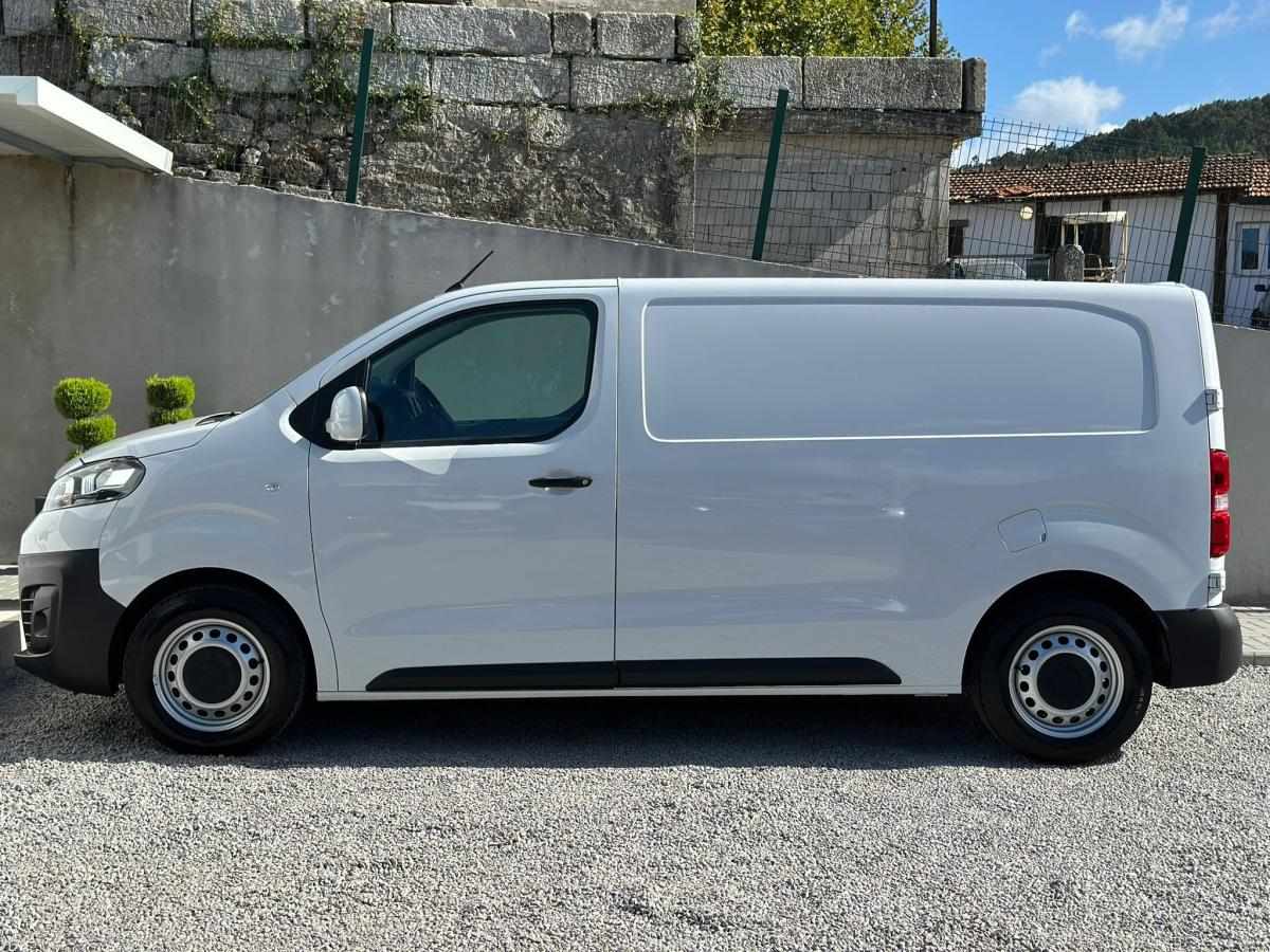 fiat-scudo-2022-diesel-1499cc