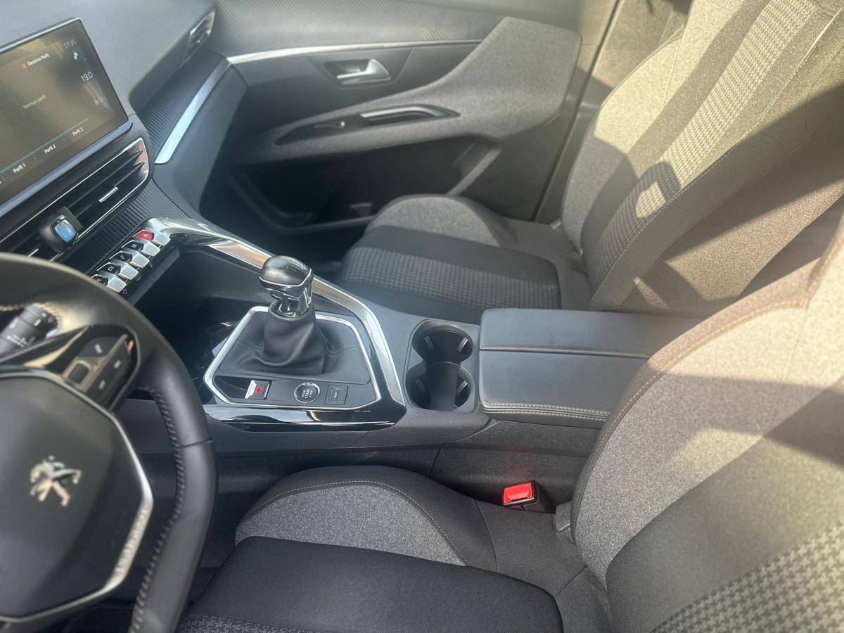 peugeot-3008-2021-diesel-1499cc