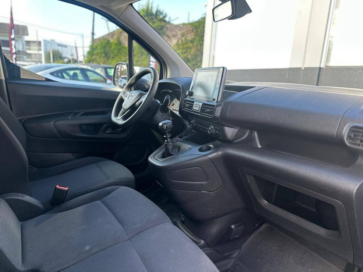 opel-combo-2022-diesel-1499cc