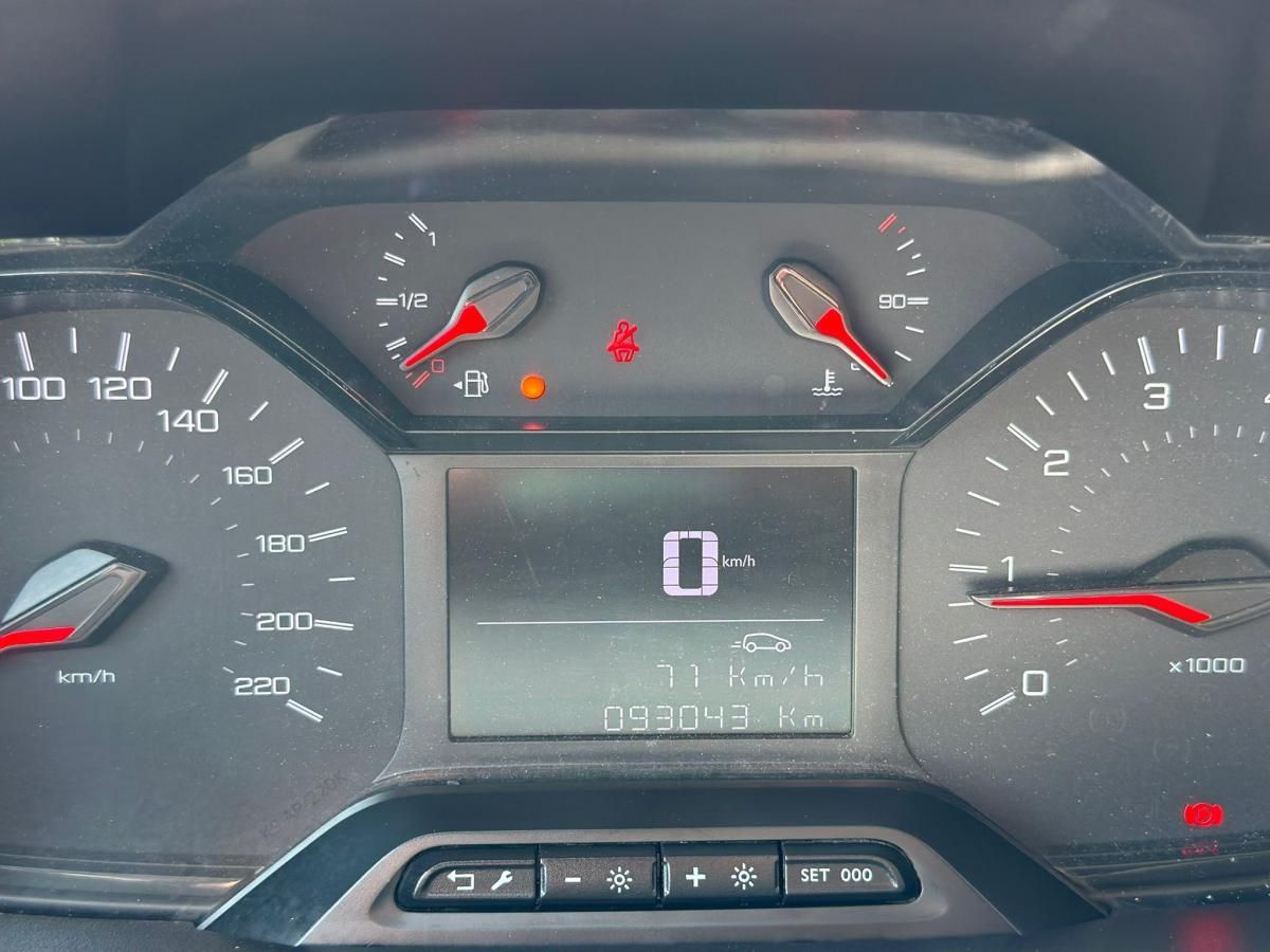 peugeot-partner-2020-diesel-1499cc