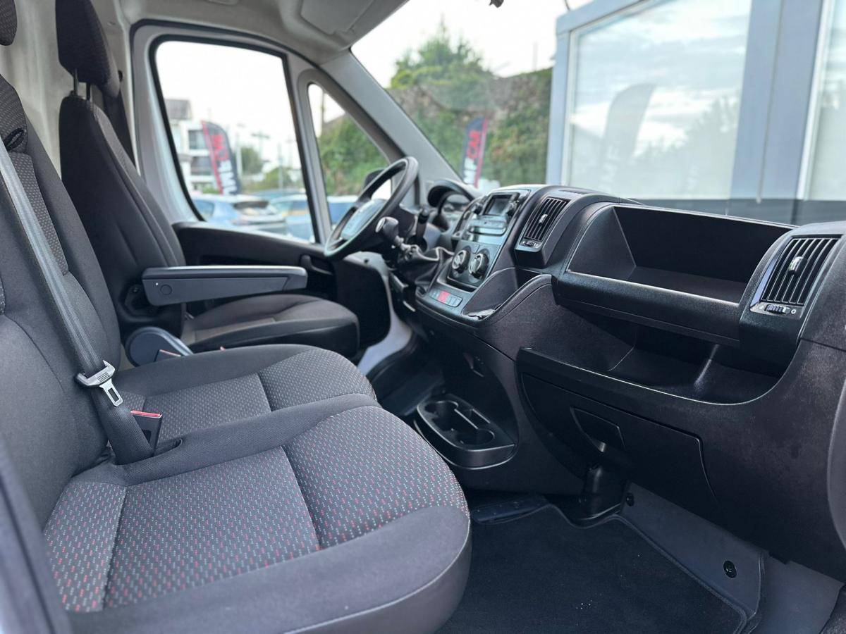 fiat-ducato-2023-diesel-2184cc