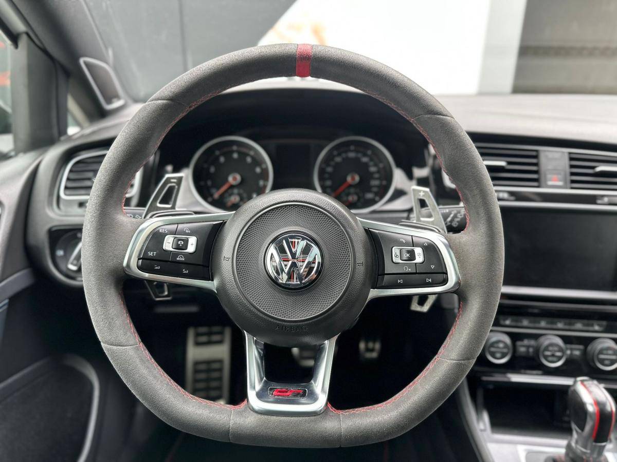 volkswagen-golf-2016-gasolina-1984cc