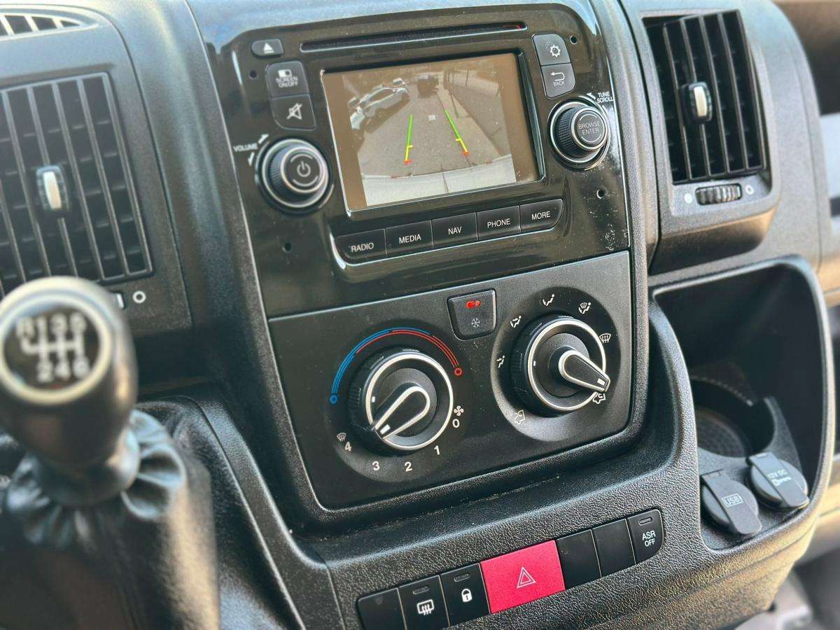 citroen-jumper-2019-diesel-1997cc