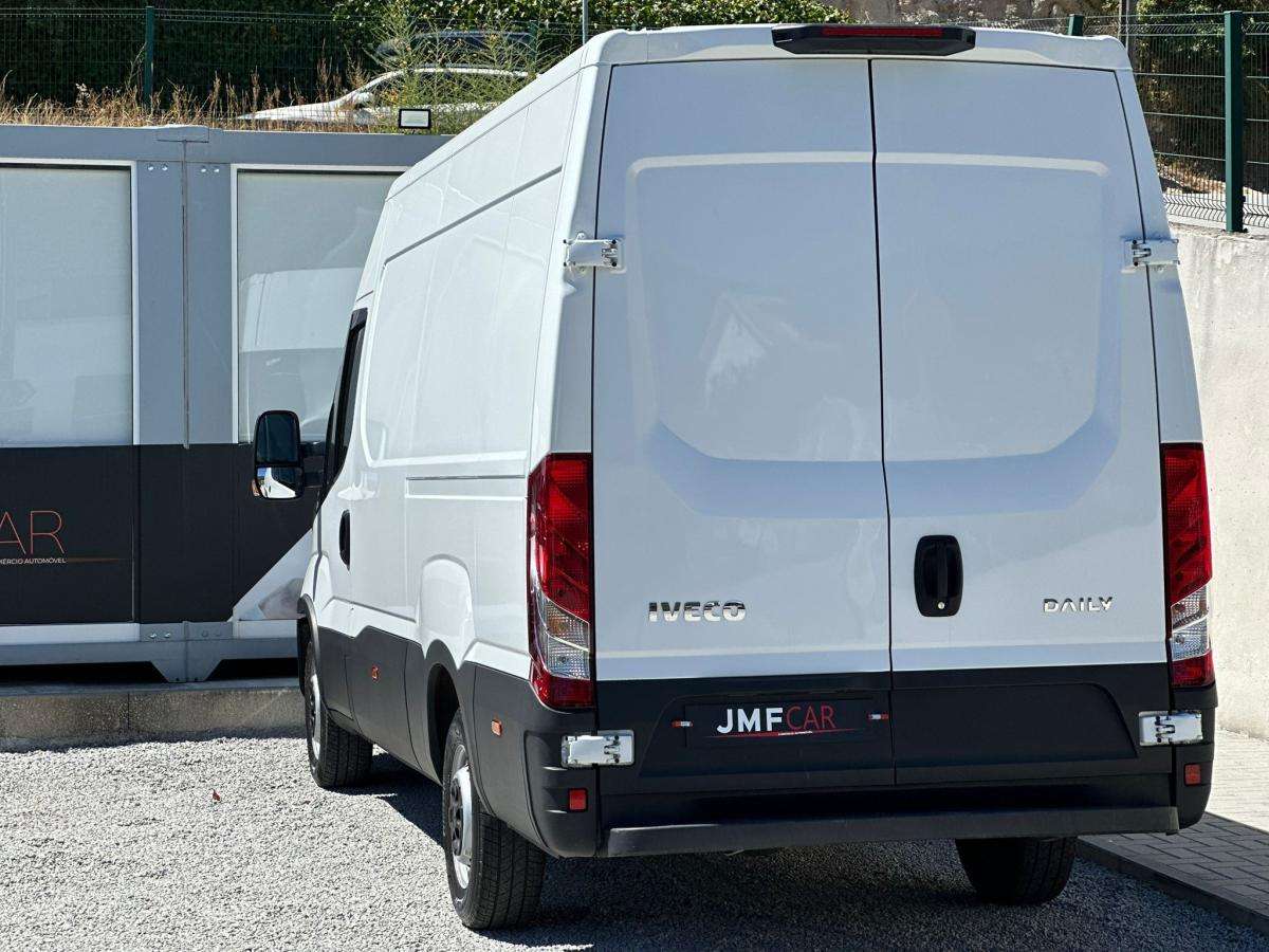 iveco-daily-2023-diesel-2287cc
