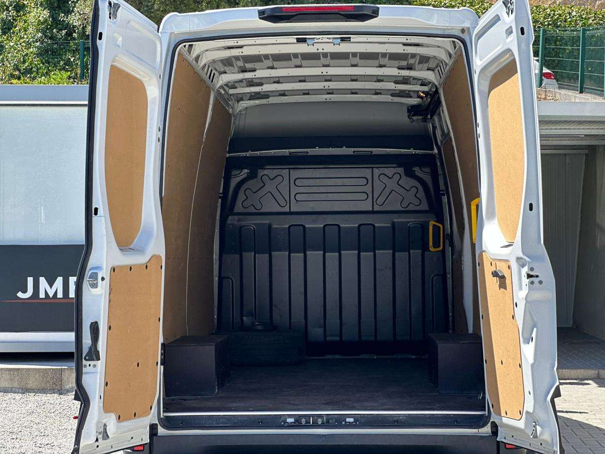 iveco-daily-2023-diesel-2287cc