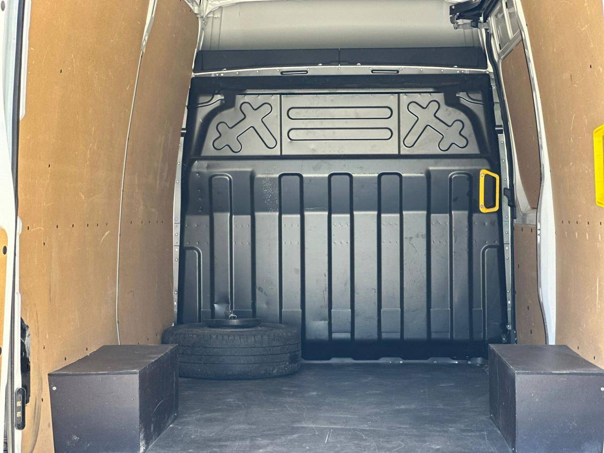 iveco-daily-2023-diesel-2287cc