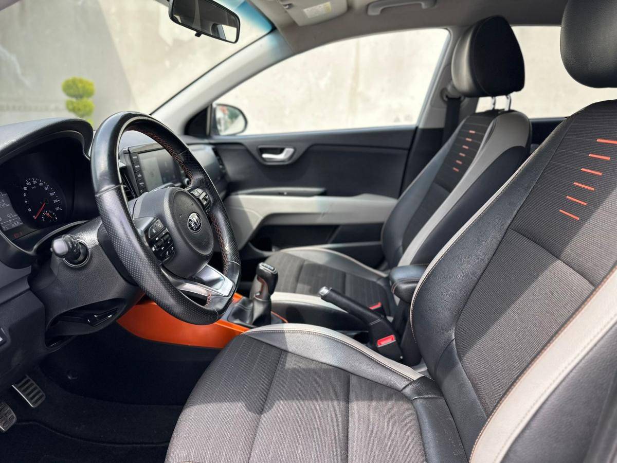 kia-stonic-2018-diesel-1582cc