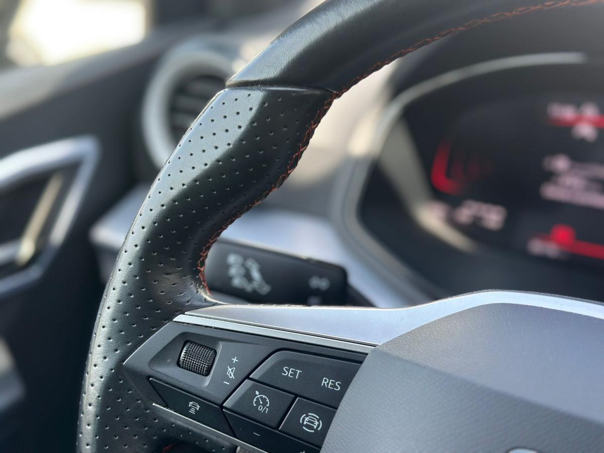 seat-ibiza-2023-gasolina-999cc