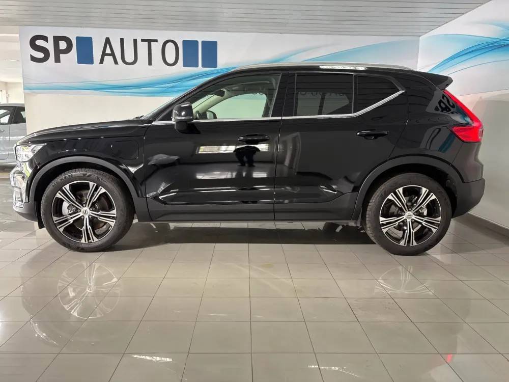 volvo-xc40-2021-hibrido-a-gasolina-1477cc