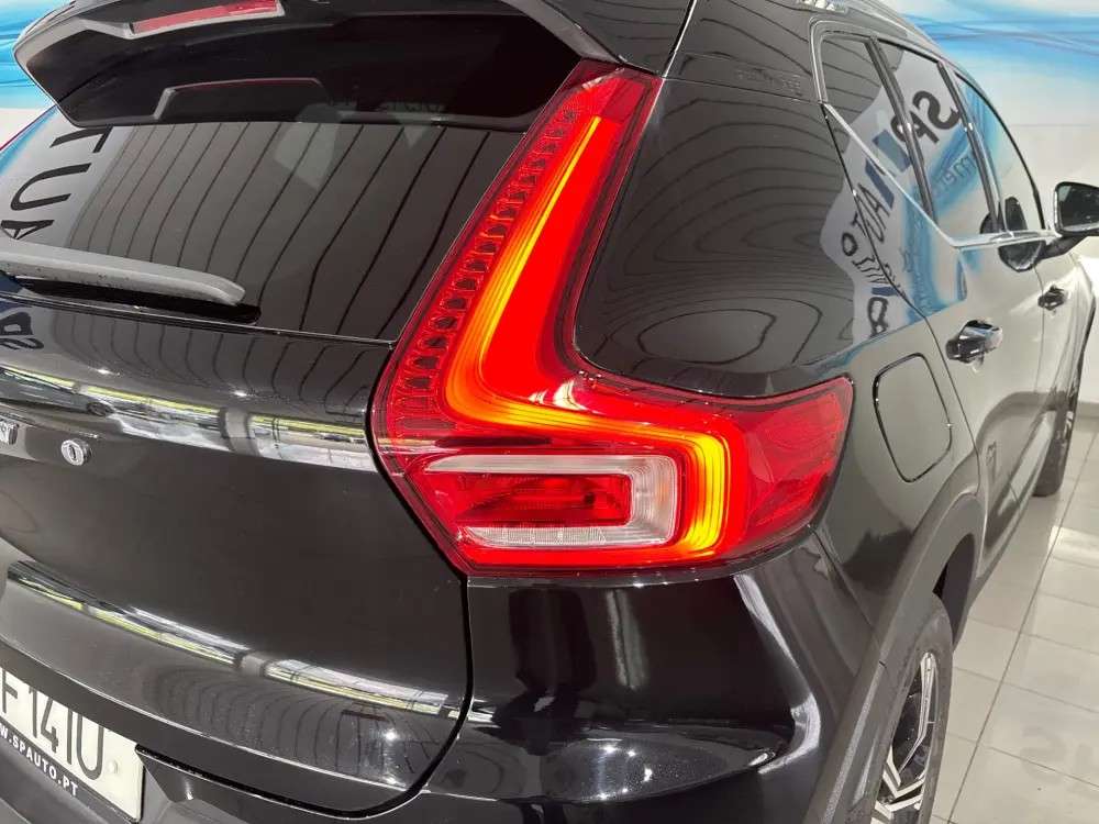 volvo-xc40-2021-hibrido-a-gasolina-1477cc