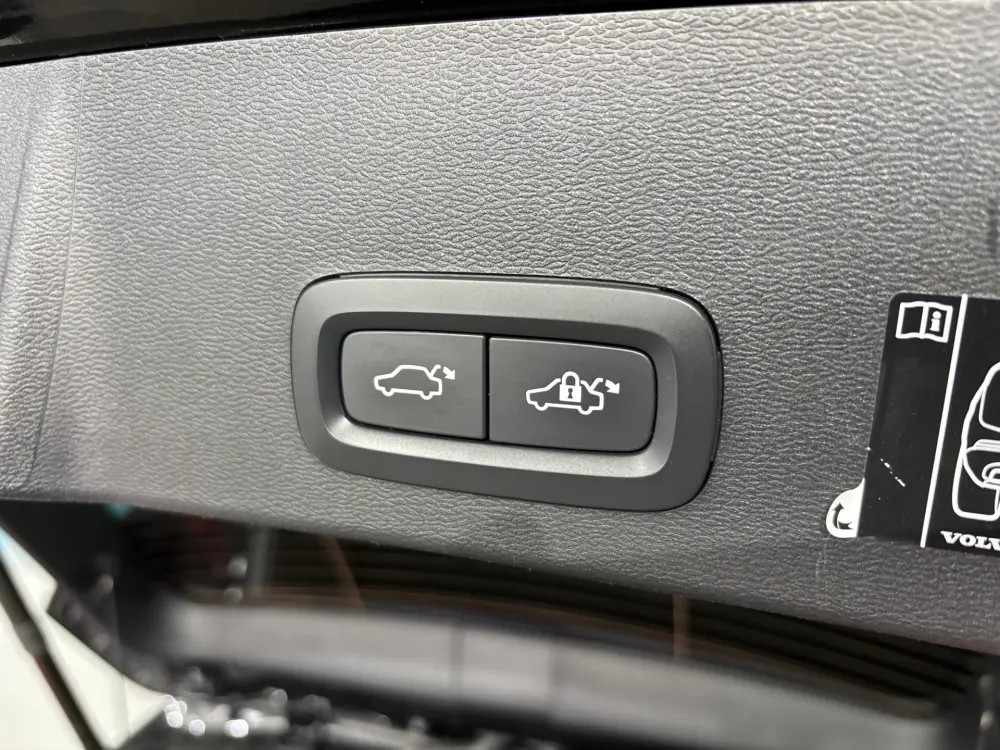 volvo-xc40-2021-hibrido-a-gasolina-1477cc