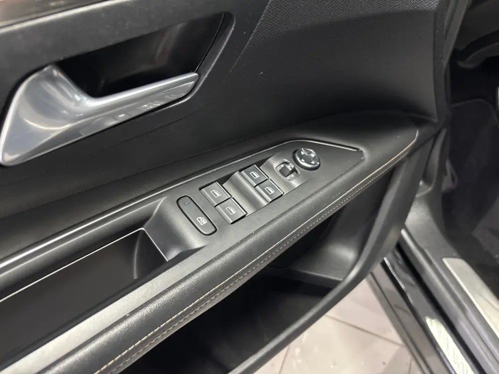 peugeot-3008-2021-hibrido-a-gasolina-1598cc