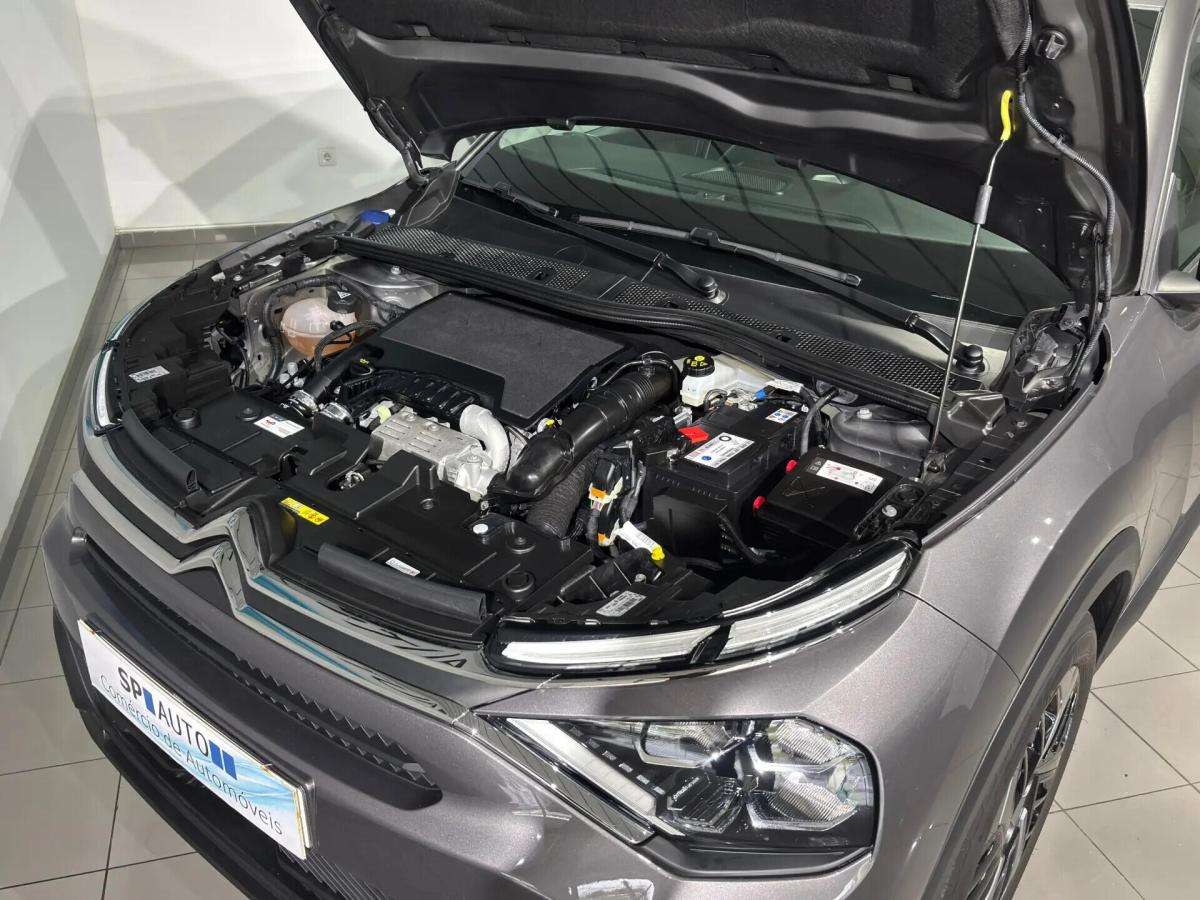 citroen-c4-2024-gasolina-1199cc
