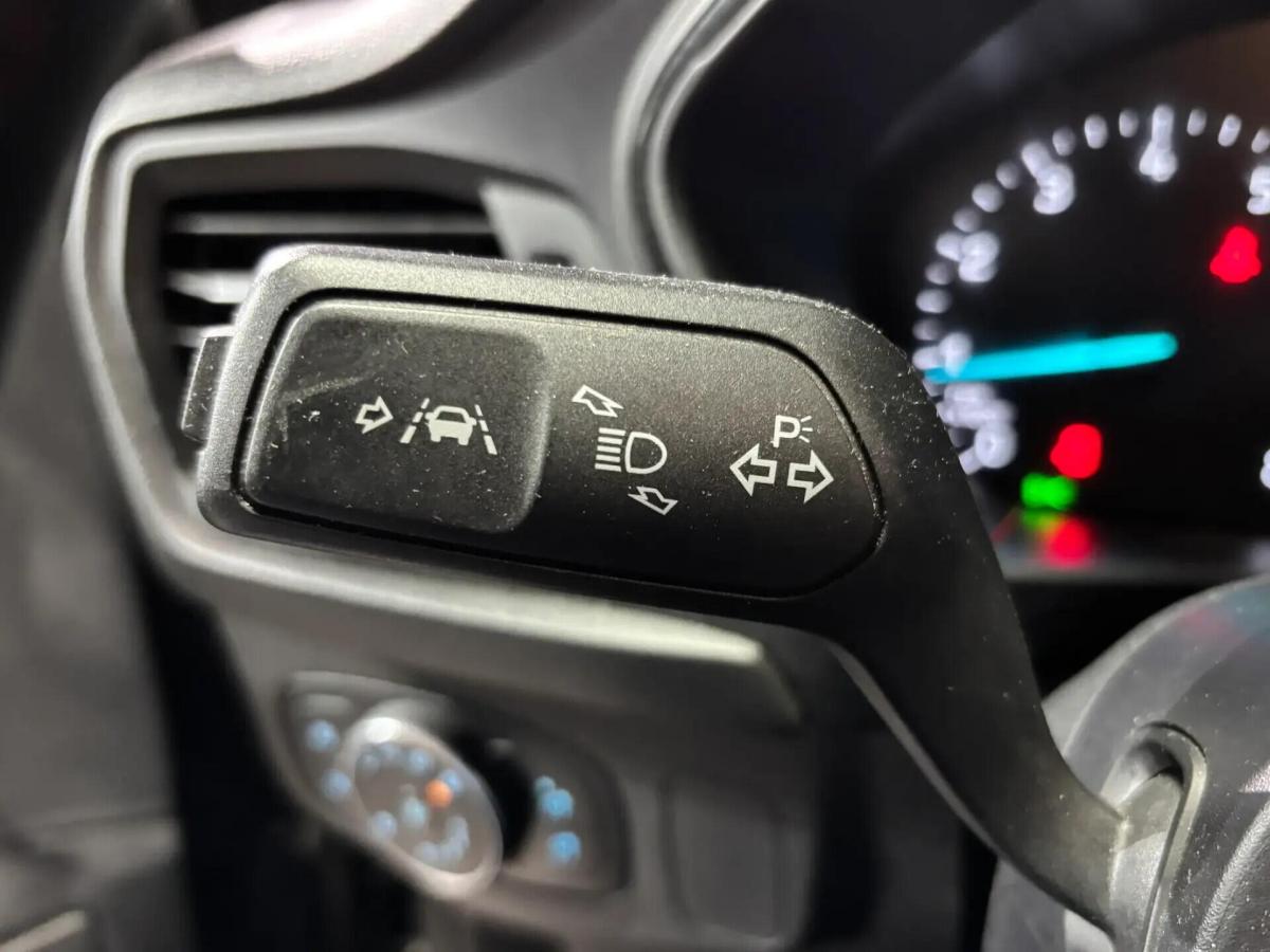 ford-focus-2022-gasolina-998cc
