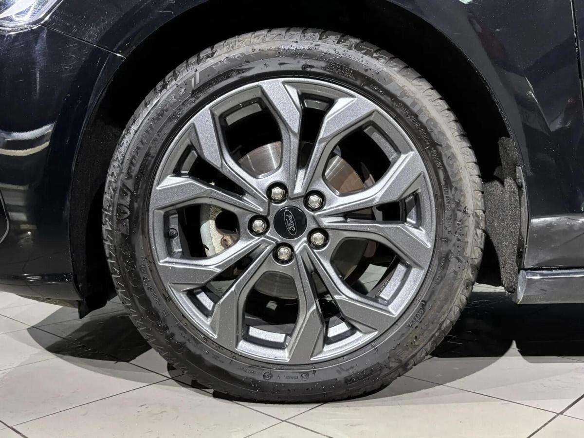 ford-focus-2022-gasolina-998cc