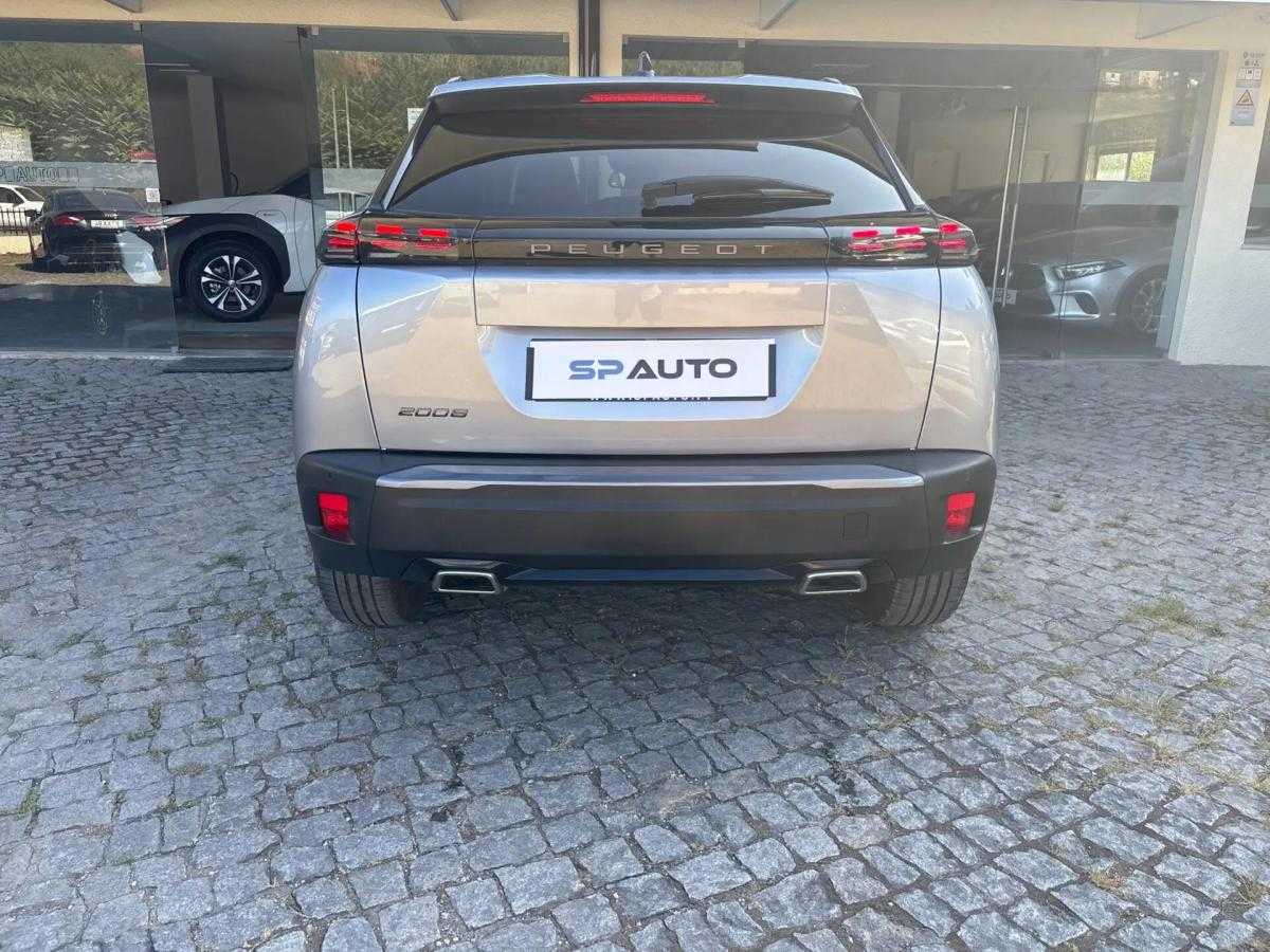 peugeot-2008-2025-gasolina-1199cc