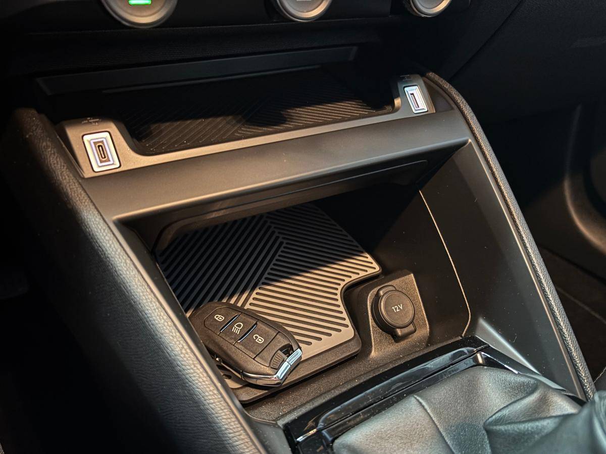 citroen-c4-2024-gasolina-1199cc