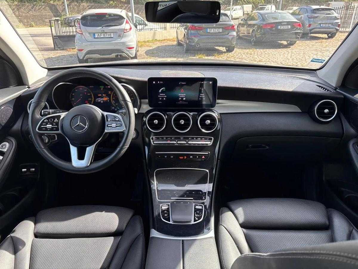 mercedes-benz-glc-300-e-4matic-2022-hibrido-a-gasolina-1991cc