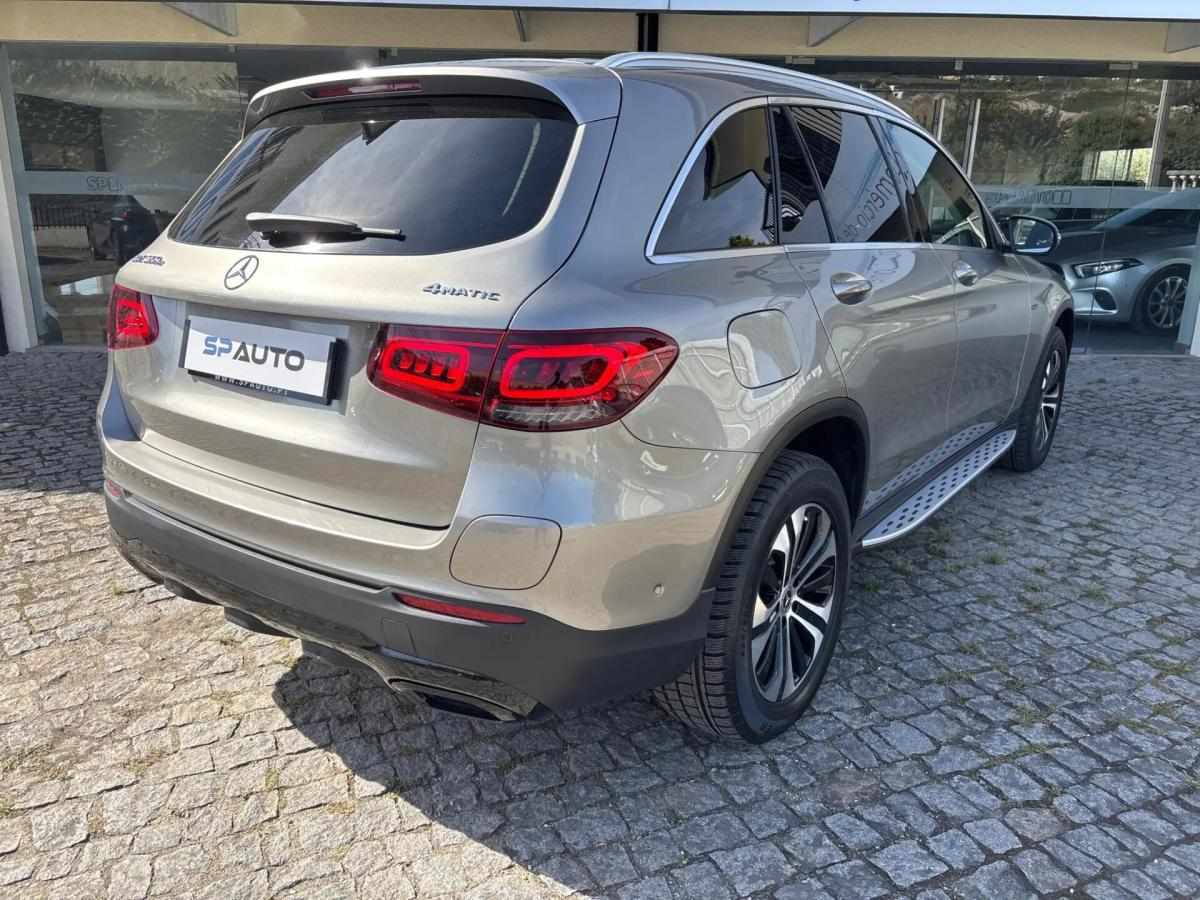 mercedes-benz-glc-300-e-4matic-2022-hibrido-a-gasolina-1991cc