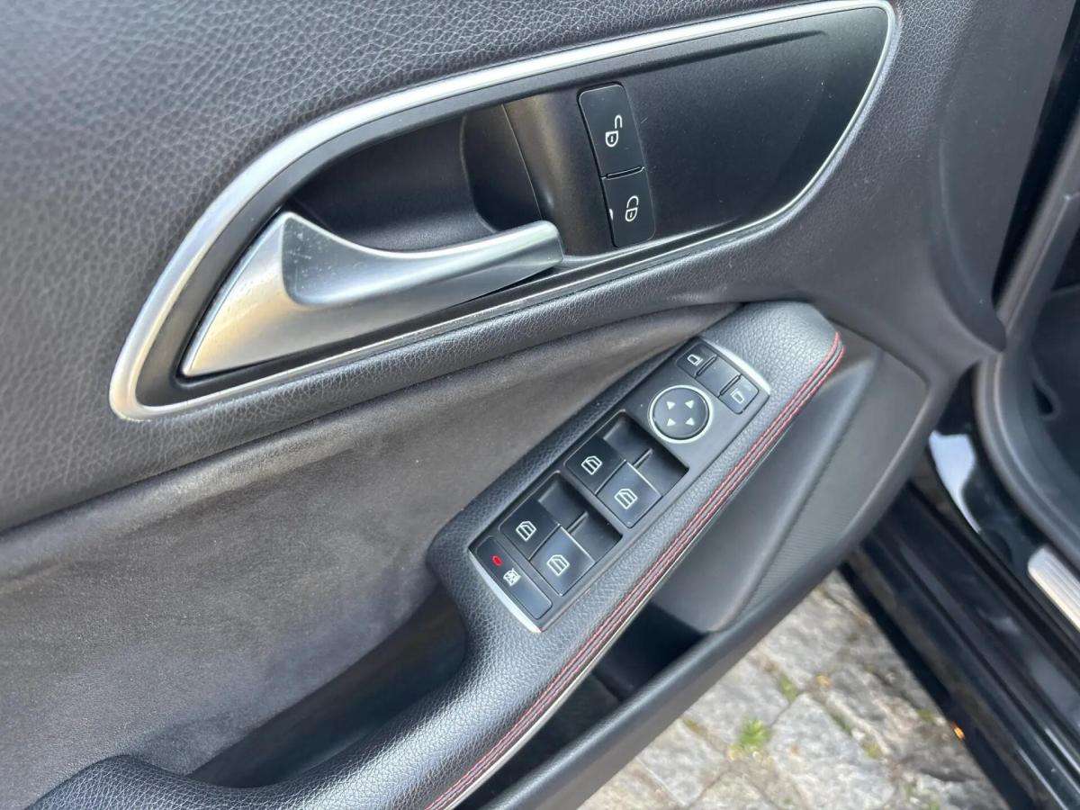 mercedes-benz-cla-220-d-shooting-brake-2015-diesel-2143cc