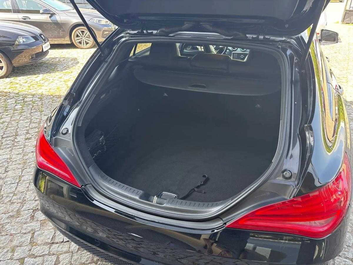 mercedes-benz-cla-220-d-shooting-brake-2015-diesel-2143cc
