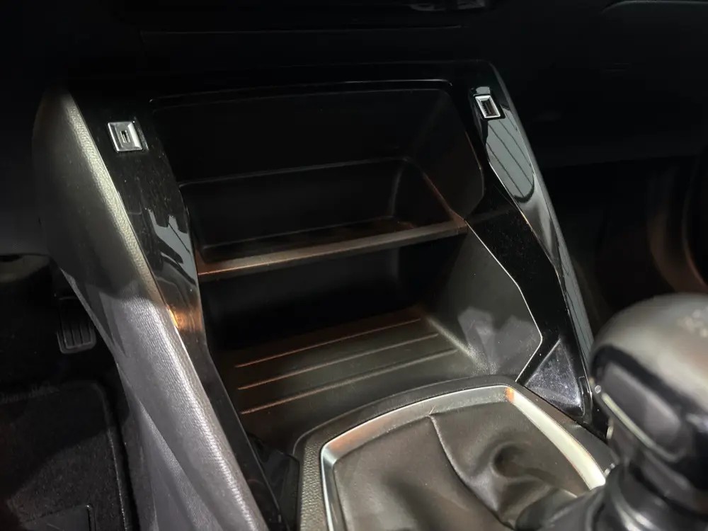peugeot-2008-2020-gasolina-1199cc