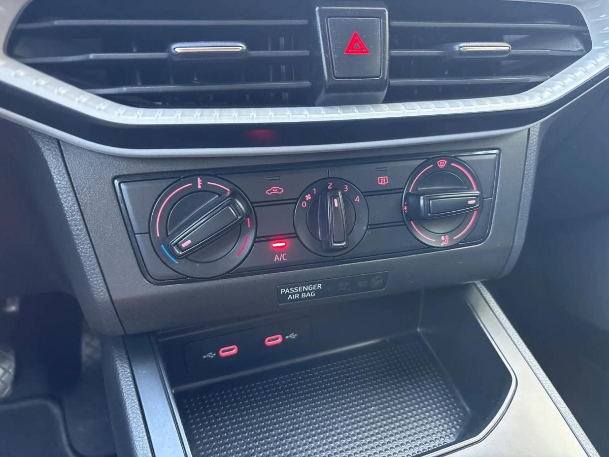 seat-ibiza-2024-gasolina-999cc