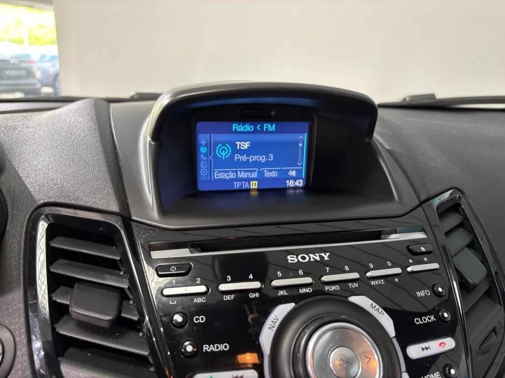 ford-fiesta-2016-gasolina-1596cc