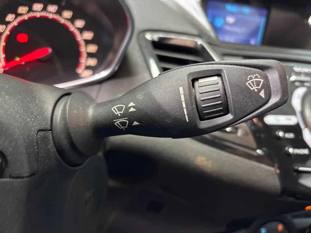 ford-fiesta-2016-gasolina-1596cc