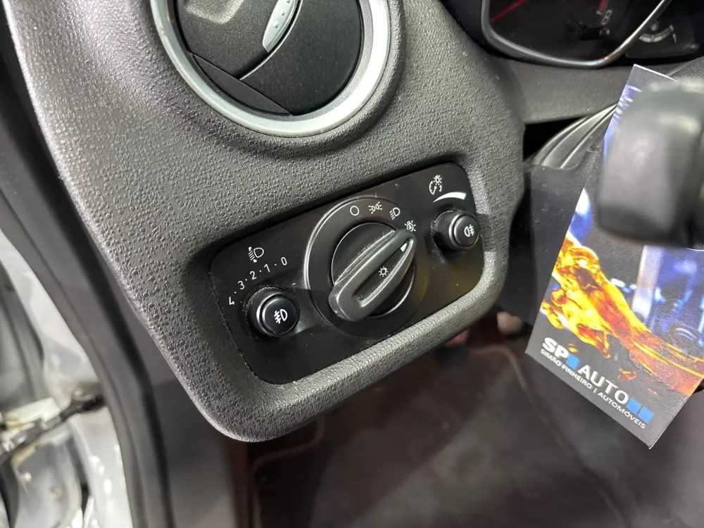 ford-fiesta-2016-gasolina-1596cc