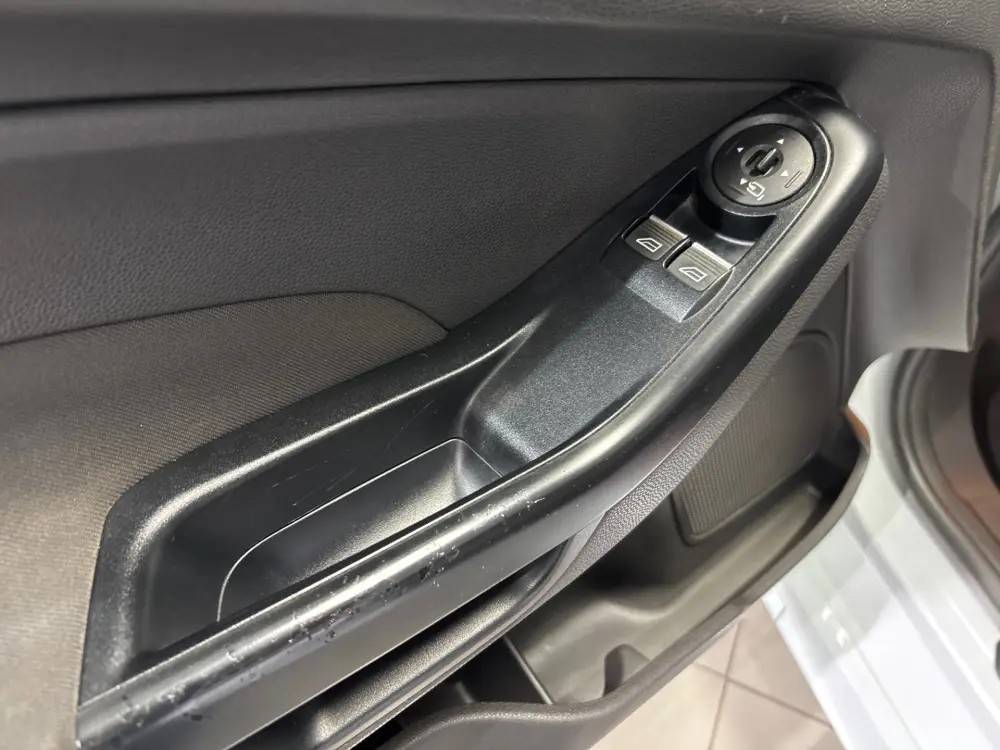 ford-fiesta-2016-gasolina-1596cc