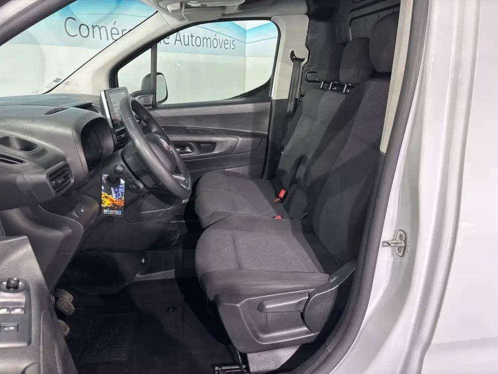 fiat-doblo-2023-diesel-1499cc
