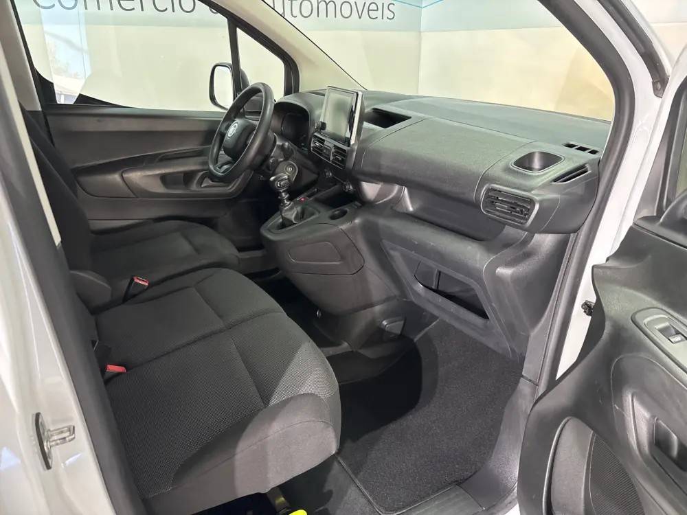 fiat-doblo-2023-diesel-1499cc