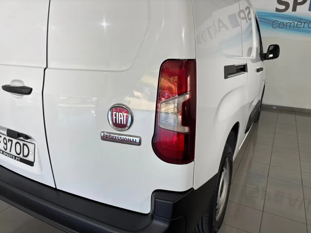 fiat-doblo-2023-diesel-1499cc