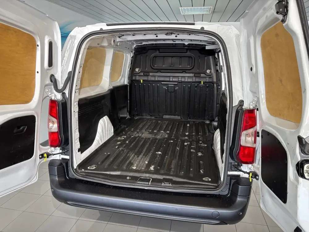 fiat-doblo-2023-diesel-1499cc