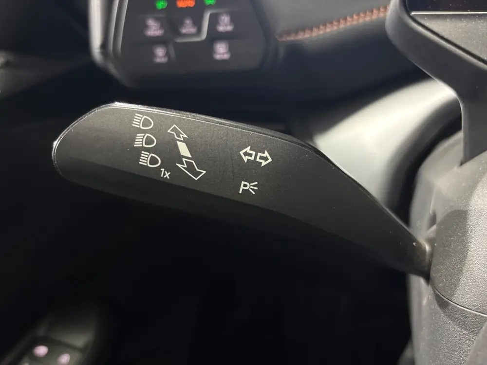 cupra-born-2023-eletrico-0cc