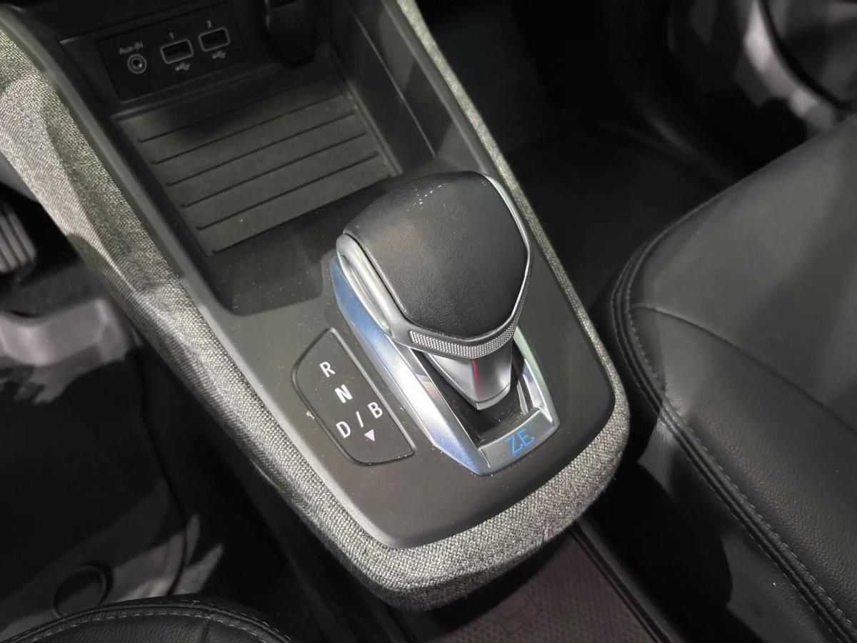 renault-zoe-2020-eletrico-0cc