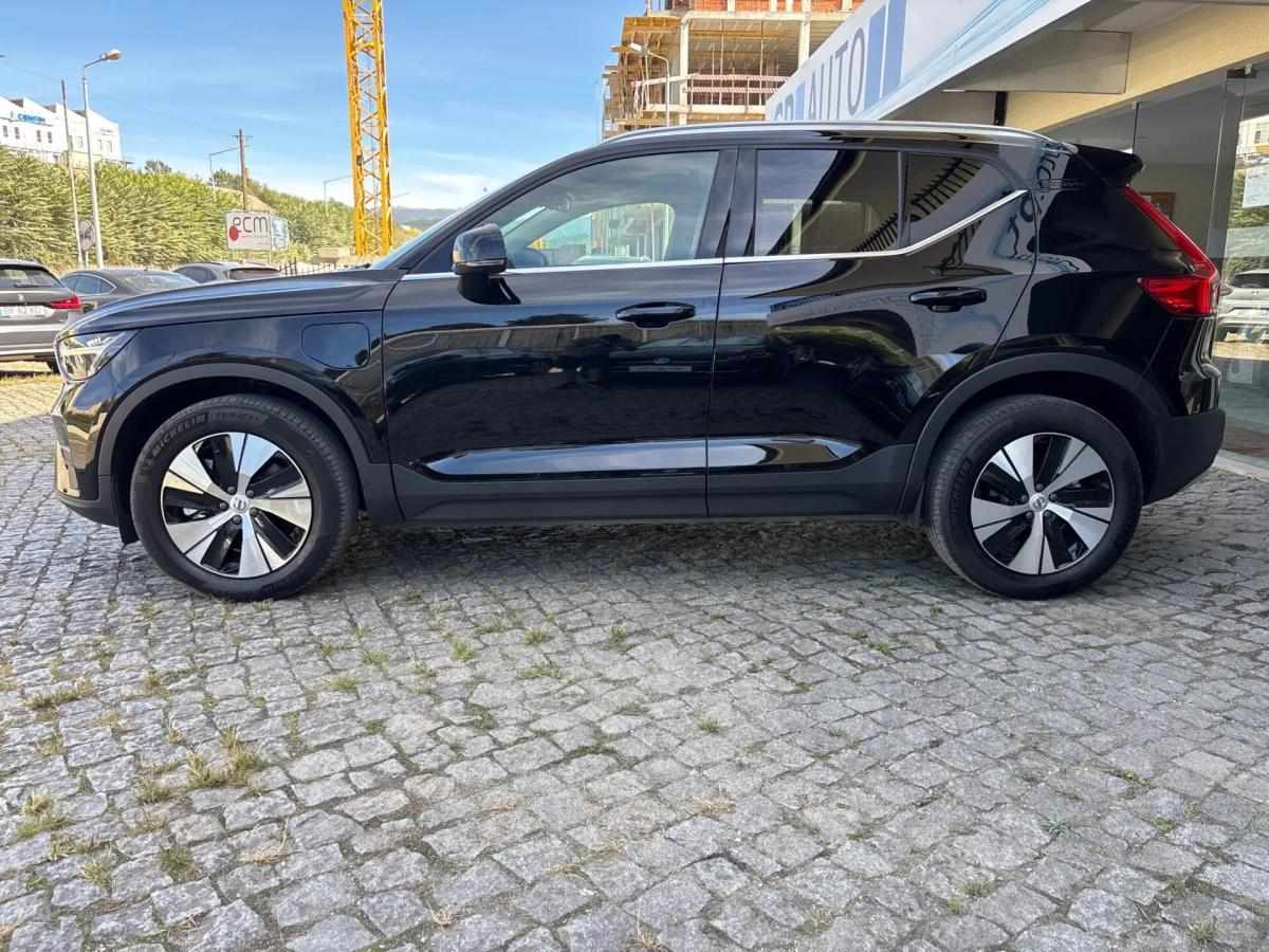 volvo-xc40-2023-hibrido-a-gasolina-1477cc