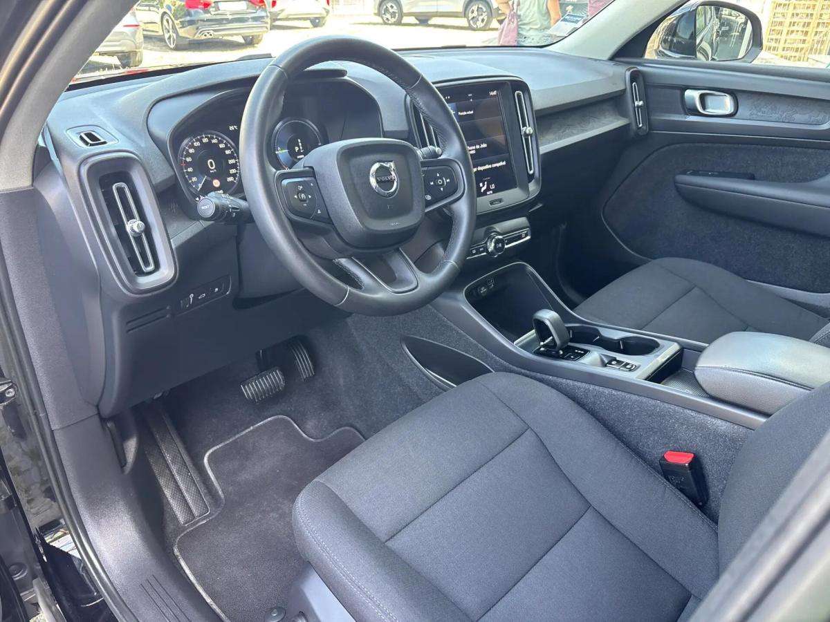 volvo-xc40-2023-hibrido-a-gasolina-1477cc