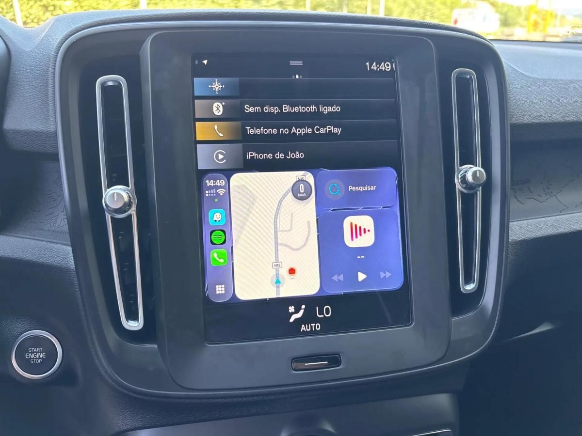 volvo-xc40-2023-hibrido-a-gasolina-1477cc