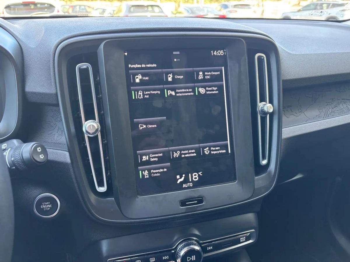 volvo-xc40-2023-hibrido-a-gasolina-1477cc