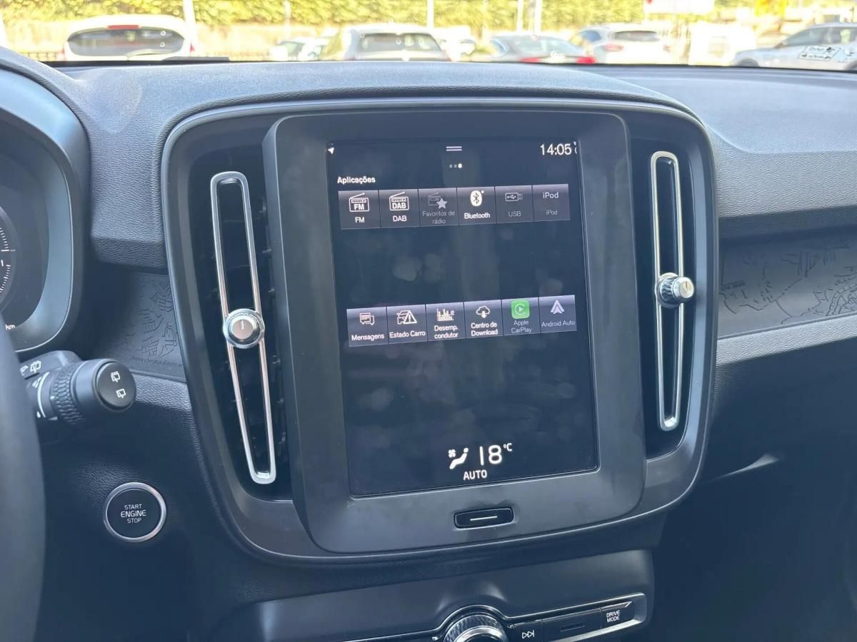 volvo-xc40-2023-hibrido-a-gasolina-1477cc