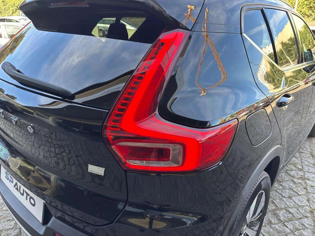 volvo-xc40-2023-hibrido-a-gasolina-1477cc