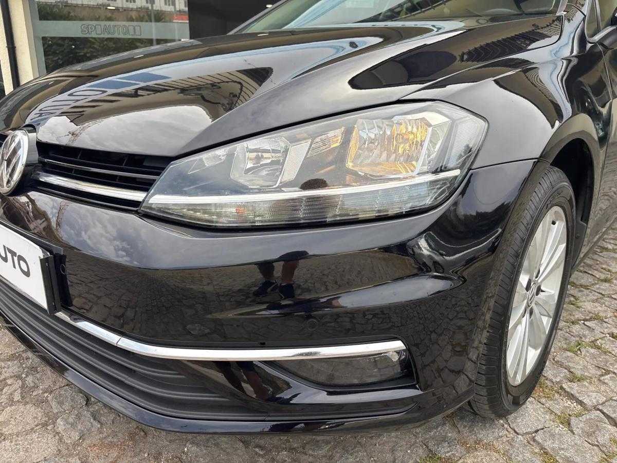 volkswagen-golf-variant-2019-diesel-1598cc