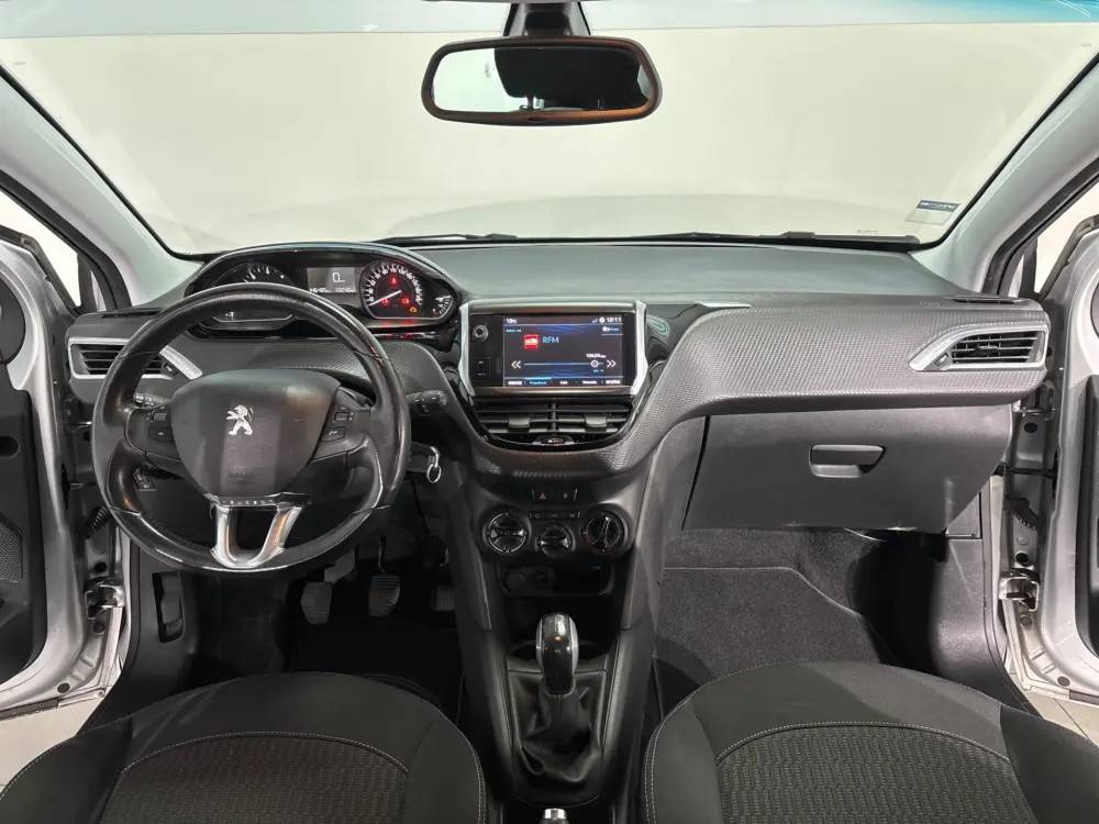 peugeot-208-2017-diesel-1560cc