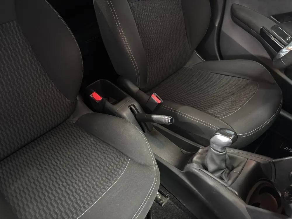 peugeot-208-2017-diesel-1560cc