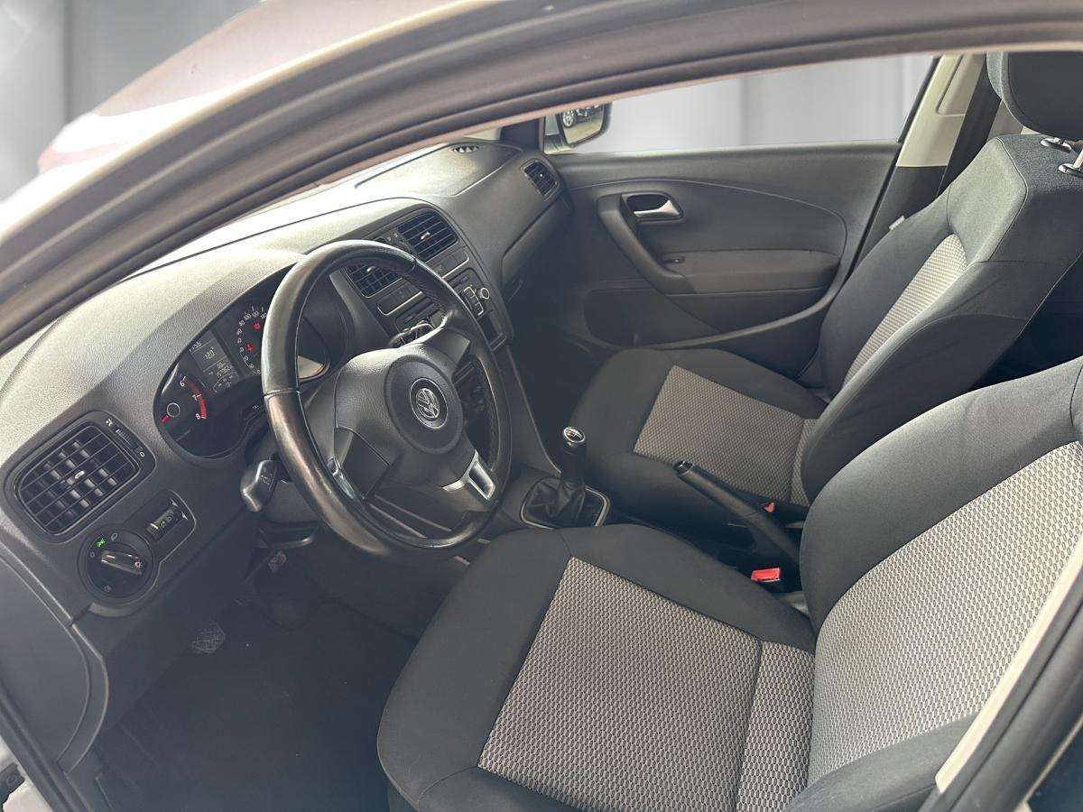 volkswagen-polo-2010-gasolina-1198cc