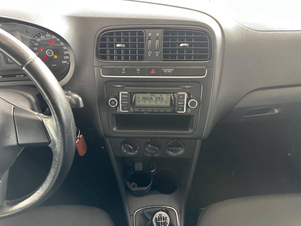 volkswagen-polo-2010-gasolina-1198cc