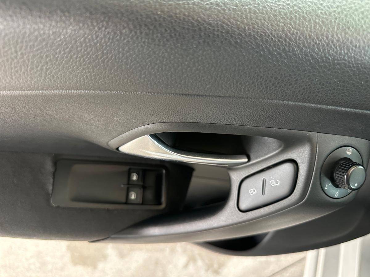 volkswagen-polo-2010-gasolina-1198cc