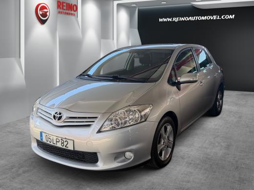 toyota-auris-2011-gasolina-1329cc